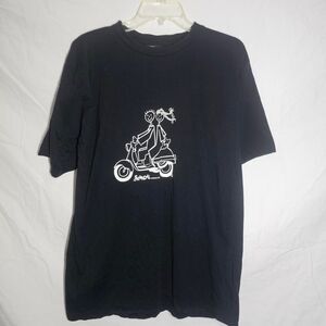 Grunge skater black tee